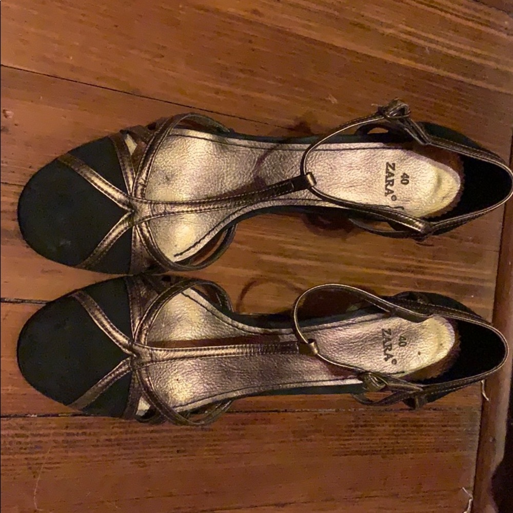 Zara black/silver suede wedges